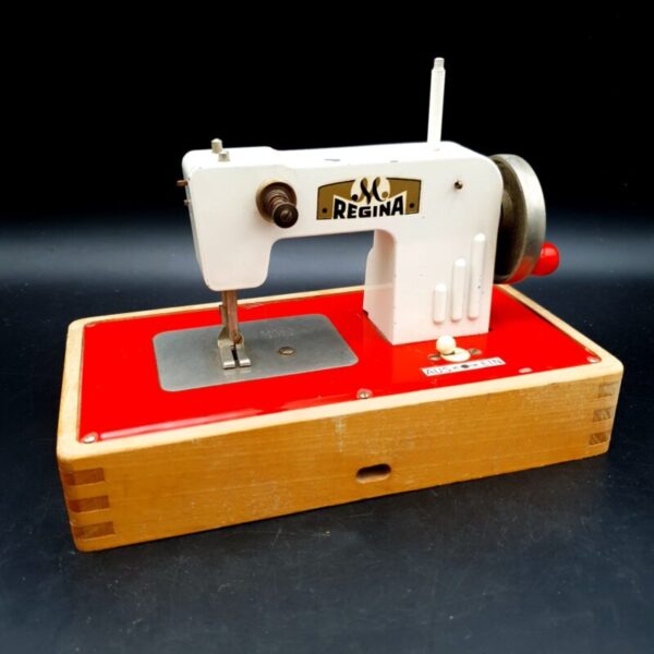 Vintage 1960s Müller Regina Model 730/2 battery-operated toy sewing machine