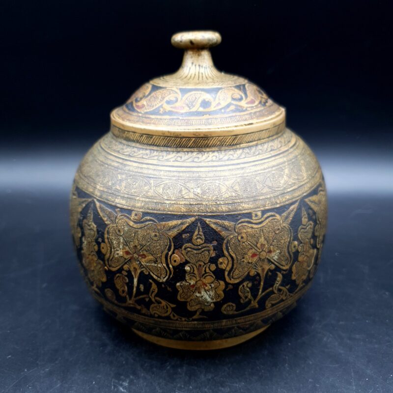Antique Indian brass lidded jar with hand-engraved geometric floral decoration in Benares style