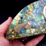 Vintage New Zealand pāua shell mantel clock with silver-coloured NZ fern